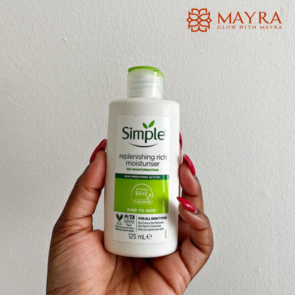 Simple Kind to Skin Hydrating Light Moisturiser (125ml) (Hungary)